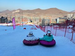 -中旅松花湖滑雪场