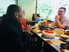 -绿茶餐厅(成都大悦城店)