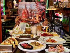 -Famous肥猫墨西哥音乐餐吧(五棵松华熙LIVE店)