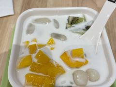 -满记甜品(巴黎春天宝山店)