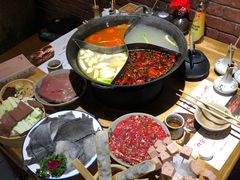 -白乐天毛肚火锅馆(解放碑店)