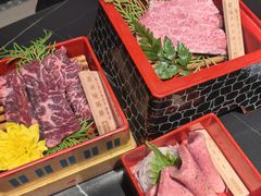 -山川小町·极番烧肉(新地假日广场店)