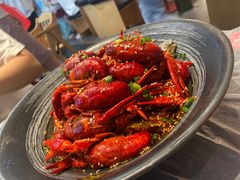 -肥肥虾庄·金牌油焖大虾(东湖欢乐谷店)