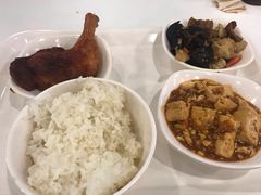 -浦东图书馆读者餐厅
