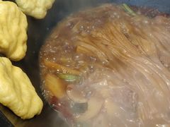 -哈尔滨烧烤·山河村铁锅炖(交大店)