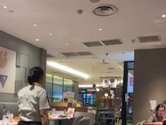 -必胜客(世纪港湾店)