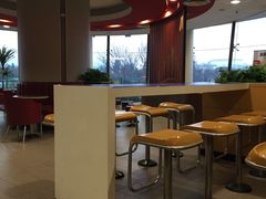 -麦当劳(展览路店)