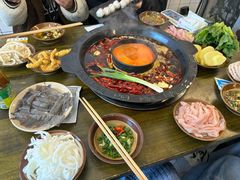 -黄潇洒老火锅(九眼桥宏济巷店)