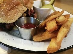 -HELLO 27 意面·沙拉·帕尼尼