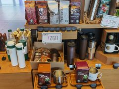 零售区-星巴克(成都东站店)