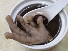 眉豆花生鸡爪炖汤-东平传统鸡饭(德信华城店)