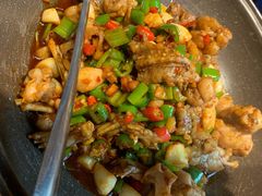 钵子牛蛙-大娘湘厨(万科金域花园店)