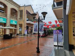 -王府井奥莱临潼小镇(临潼店)