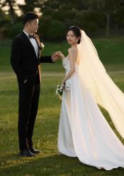 -喜爱高定婚纱摄影