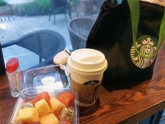 -星巴克(西藏路店)