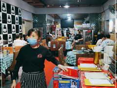 大堂-昱龙大盆牛蛙馆(三兴街总店)