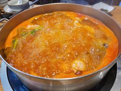 -野山舂·贵州现舂酸汤牛肉(东山店)