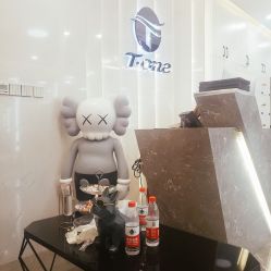 -AYO SALON