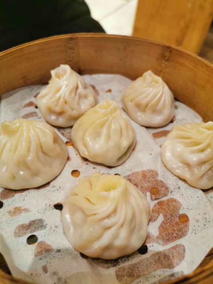 尚香蟹黄汤包(诚品书店店)-"没有想象的好吃.汤包.以为会很.