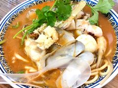 -亚忠小吃店(曾厝垵店)