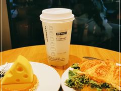 -星巴克臻选(杭州万象城店)