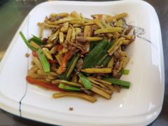 鲜笋炒肉片-自游人·美食一楼·地道徽菜(三十年名店)