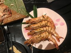 -山川小町·极番烧肉(新地假日广场店)