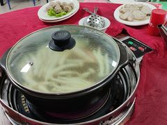 -花苑美食横琴生蚝火锅(拱北粤华路店)