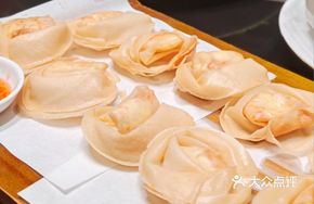 Fresh Shrimp Peony Dumplings
