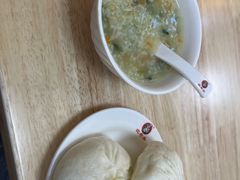 -沈老头包子铺(崇山路店)