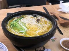 -妈妈故事米线(市府恒隆店)