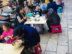 -文山荷鲜居(翠湖店)