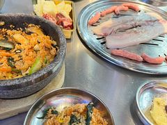 -哈哈碳都·牛肋条无限自助烤肉(台江万达店)