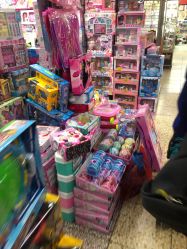 -中港玩具精品批发城(国际玩具文具精品广场店)