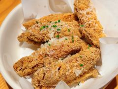 帕玛森芝士鸡翅-O'eat Blossom&Pelican(深圳首店)