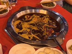 -山城年华老火锅(玉林店)