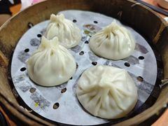 -莱莱小笼·乔艾