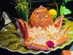 -蟹犇前•帝王蟹雪蟹(陆家嘴店)