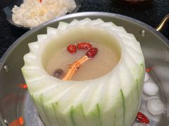 -得意咚瓜·顺德鱼生·冬瓜火锅(深圳首店)