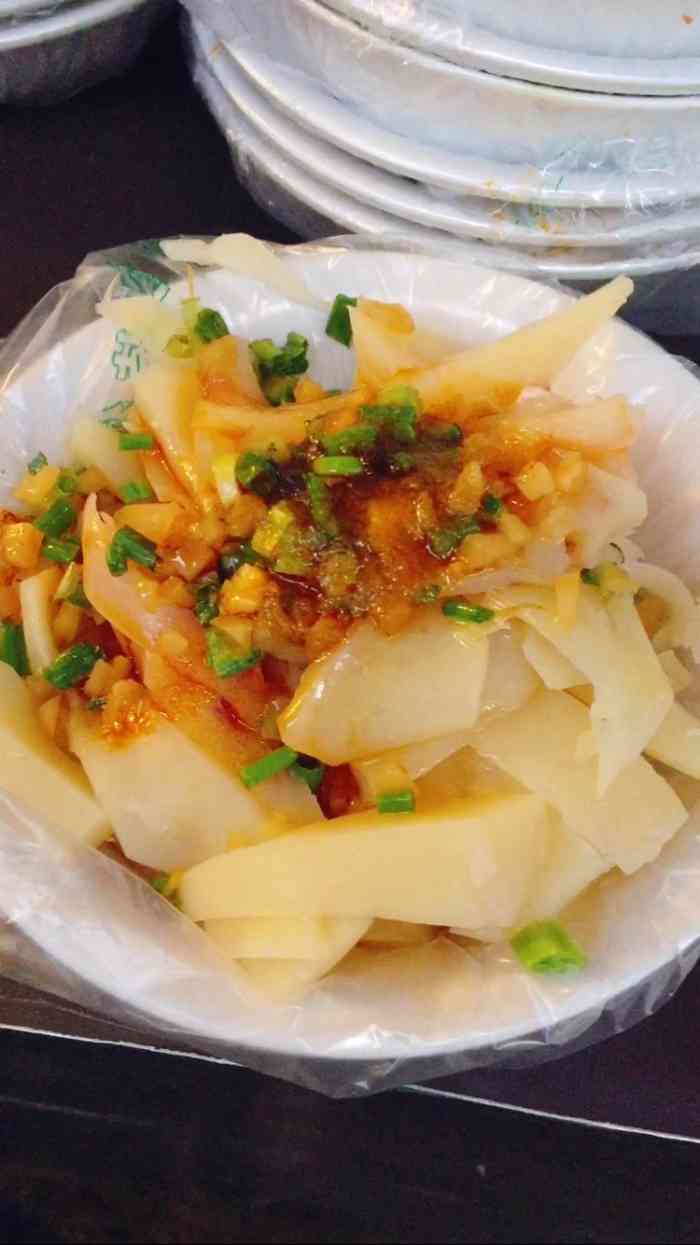 李凉粉-"南充的李凉粉可是非常有名的地方小吃了,很."-大众点评移动版