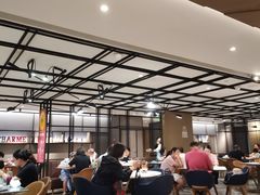 -港丽餐厅