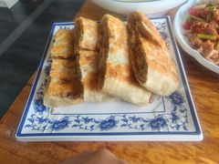 -虹海圣肉饼店家常菜馆