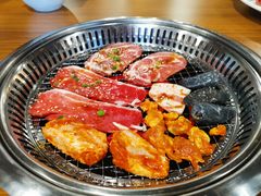 烤肉拼盘-美洲岛烤肉自助餐厅