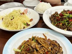 -湖南人家湘菜馆(镇江路店)