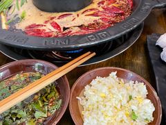 -黄潇洒老火锅(九眼桥宏济巷店)