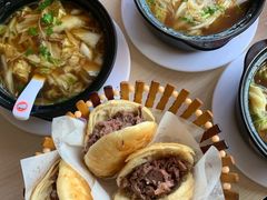 -闫家驴肉老店(华电一校店)
