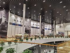 -杭州中沃沃尔沃4S店(滨江区店)
