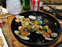 -何师烧烤·香辣蟹·川菜·30年老品牌(太古里旗舰店)