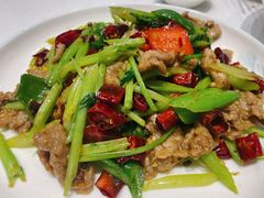 火爆牛肉-犇逸·乐山跷脚牛肉·四川现炒(览海店)