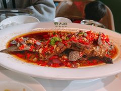香酥大鲫鱼-费大厨辣椒炒肉(通州万达店)